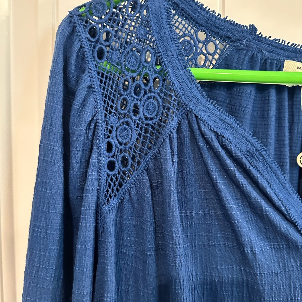Max Studio Navy Blouse with Crochet Accents - Picture 3 of 8